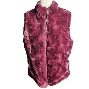 Nicole Miller Soft Faux Fur Reversable Vest Wine Color Size XL.